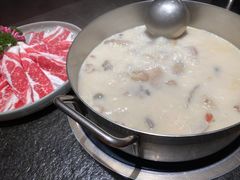 -煲宫猪肚鸡(昆山金鹰国际购物中心店)