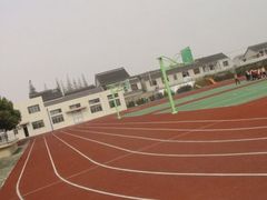 -上海市松江区九里亭外国语实验学校
