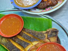 -黄亚华小食店(Jalan Alor)