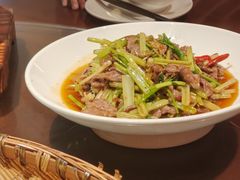 -万重锦·人文川菜馆(骡马市店)