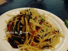 椒蒿土豆丝-帕米朵儿新疆小馆(仙鹤新天地广场店)