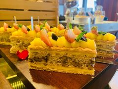 -南湖名都·景湖轩全日制餐厅·海鲜自助·东南亚风味·临湖而食