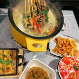 马尾姑娘小黄锅