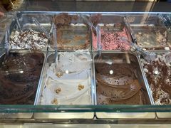 -VENCHI 闻绮(上海佛罗伦萨小镇店)