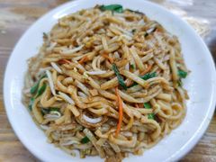 -正宗普宁豆干坊·洪记砂锅粥(红领巾路店)