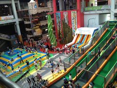 -蒙特利亲子乐园