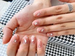 -她所·橙子美学·纹眉·美甲美睫