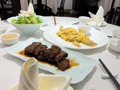 -梅龙镇酒家(南京西路总店)