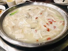 -老来福·非遗酸汤兔(凯旋路店)