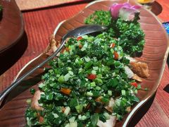 大理风味葱椒鸡-花马天堂云南餐厅 Lost Heaven(外滩店)