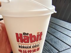 -The Habit Burger Grill 哈比特汉堡(爱琴海店)