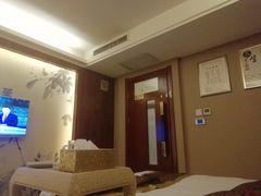 -重庆家富富侨养生会所全省示范店(东五路店)