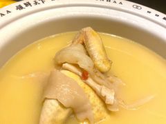 领鲜花胶鸡汤-领鲜天下·焗海鲜·花胶鸡(天目里店)