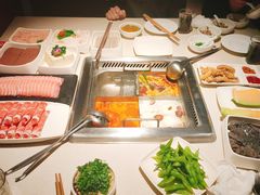 -海底捞火锅鲜切牛肉主题店(长寿路店)