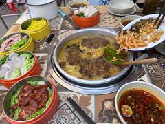 -顶上头·螺蛳火锅(五一新村店)