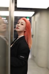 -变画·发型STUDIO