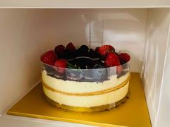 莓间欢颜提拉米苏蛋糕-TOUCH泰奇(宝杨宝龙广场店)