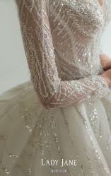 -Lady  Jane高端婚纱礼服馆