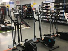 -迪卡侬(燕山店)