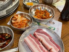 -姜虎东白丁韩国烤肉(吉利大厦店)