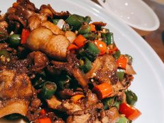 辣椒炒肉-吕氏疙瘩汤·海鲜新鲁菜(海州利群店)