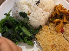 -小杨生煎(杭州东站店)