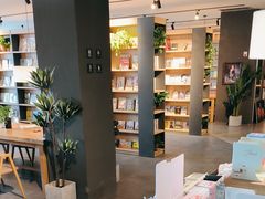 -魔方城市书房(中街益田店)