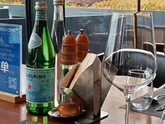 -MONICH牛排融合餐厅(和义大道购物中心店)