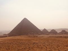 -吉萨金字塔群