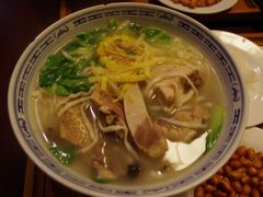招牌面-富源春面馆(四川北路店)