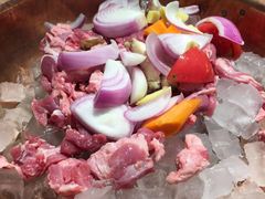 -毛辣果·贵州红酸汤牛肉火锅(西单店)