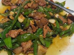 小炒黑猪肉-湘满甲·黄焖甲鱼创始者·湘菜·鲁菜(潘家园店)