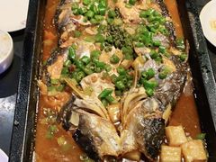 -夯鱼烤鱼·尔滨地标美食(国展店)