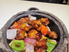 金不换石锅鸡-品正品茶餐厅(景龙店)