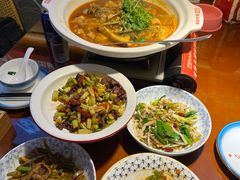 -魏铭鱼头捞饭(晋阳路店)