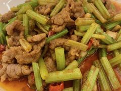 -五谷芳乳鸽王(海景店)