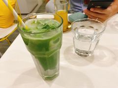 抹茶拿铁-五进制 Coffee Shop