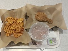 -德克士(亚中商城店)