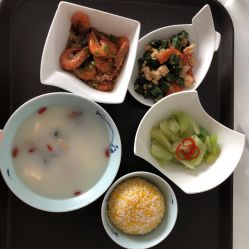 -玥奢国际母婴护理中心(滨江宝龙店)