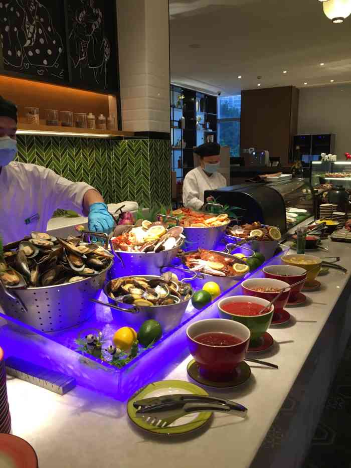 南湖假日酒店·the buzz全日自助餐(同和店)-"真的好不开心,上周去完