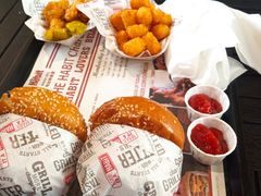-The Habit Burger Grill 哈比特汉堡(爱琴海店)