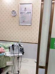 -苗医生专业祛痘·皮肤管理