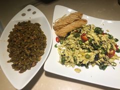 -顶顶香煎饼家常菜(金花南路店)