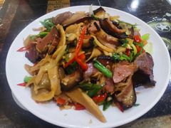 酸辣鸡杂-文杰餐馆(南洪时尚风情街店)