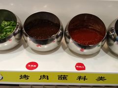 -向阳居火锅涮烤自助餐厅