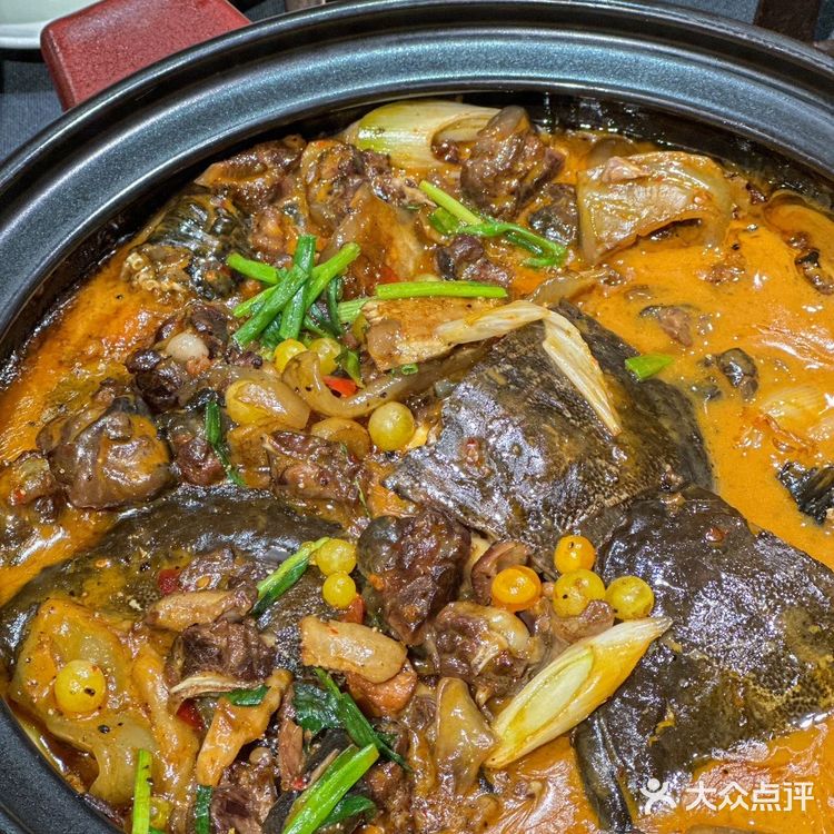 我说这是全武汉最好吃的甲鱼不过分叭~龟龙片甲