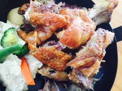 -LENBACH兰巴赫西餐啤酒坊(大连星海广场店)