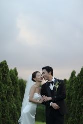 -喜爱高定婚纱摄影