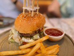 g精选至尊和牛汉堡-G+KITCHEN(龙湖狮山天街店)