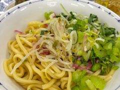 两种面切条-海碗居老北京炸酱面(增光路店)